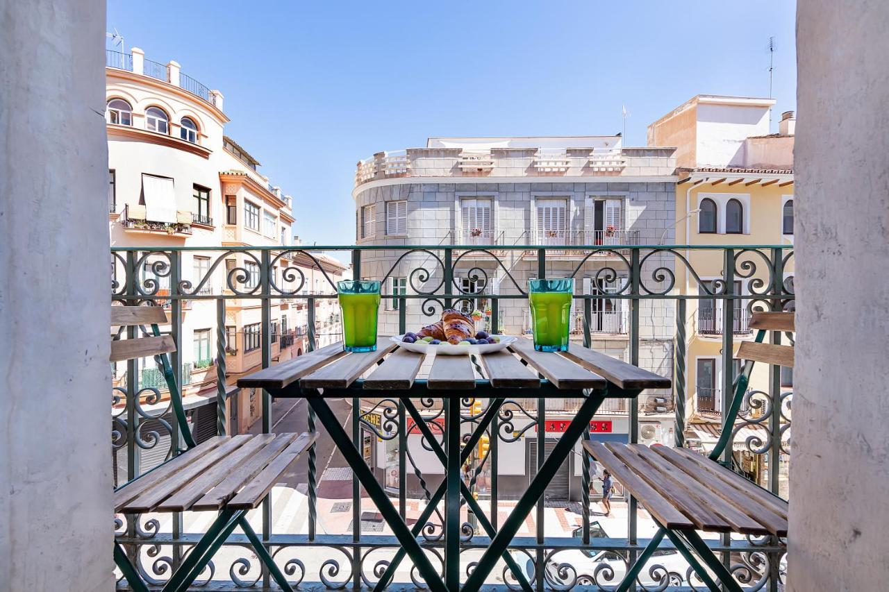 Marmoles 19, City Center Apartment Malaga Bagian luar foto